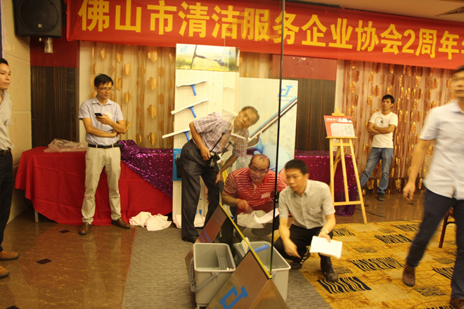 《施達(dá)杯》玻璃清潔技能大賽 - 佛山站